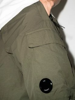 C.P. Company pantalon cargo à détail verre de lunette signature