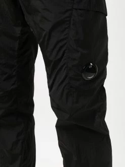 C.P. Company pantalon droit à patch logo