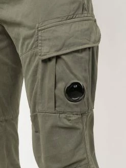 C.P. Company pantalon à poches cargo