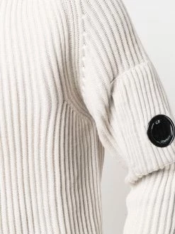 C.P. Company pull en maille nervurée à col roulé