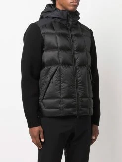 C.P. Company veste matelassée à capuche contrastante