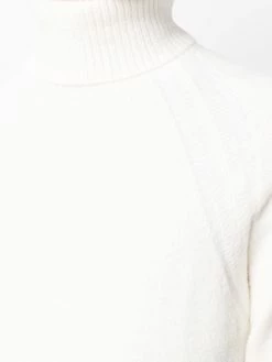 C.P. Company pull à col roulé