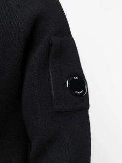 C.P. Company pull à plaque logo