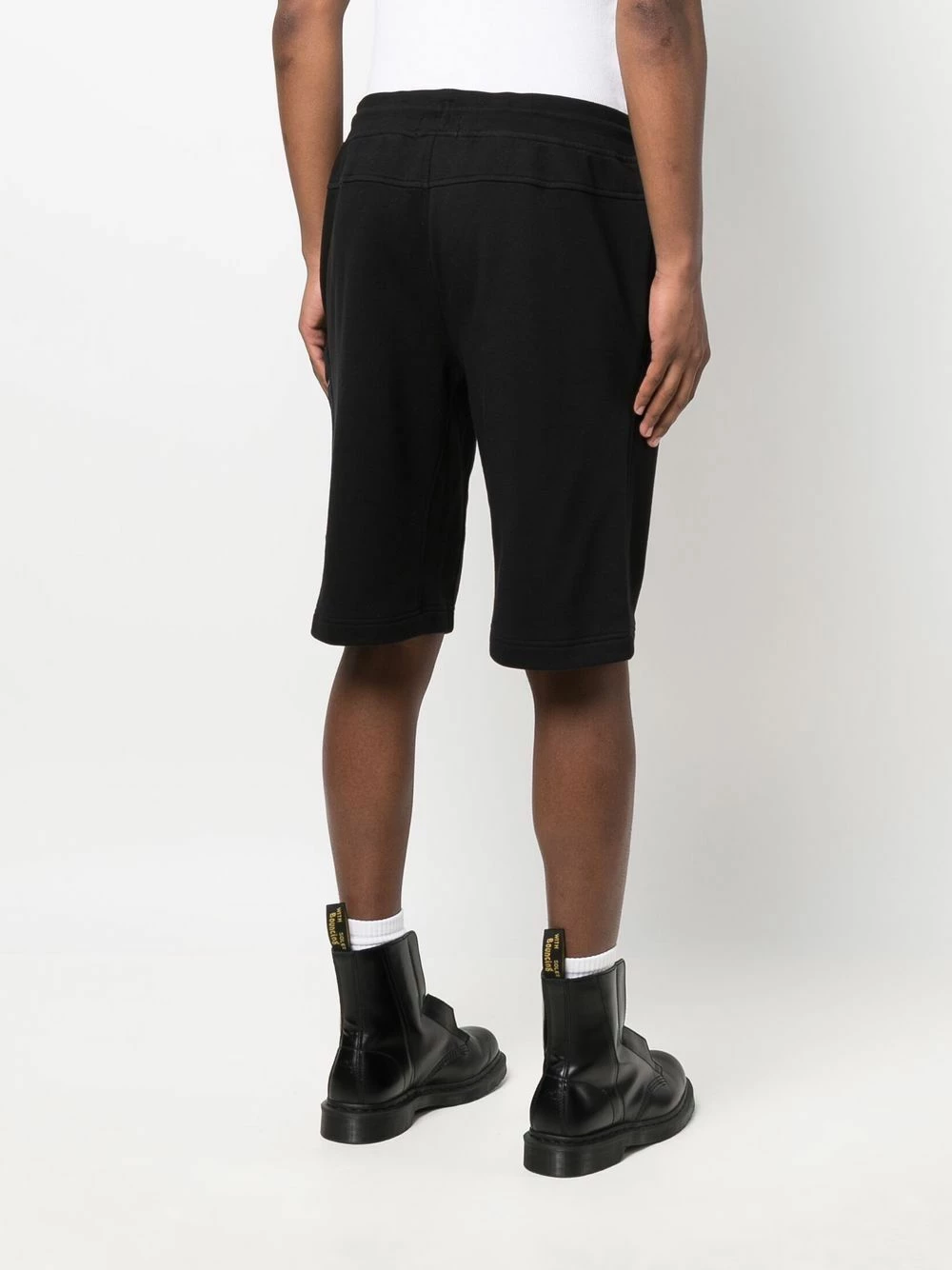 Faible Prix C.P. Company Short à patch logo bermudas homme 6 C.P. Company short à patch logo