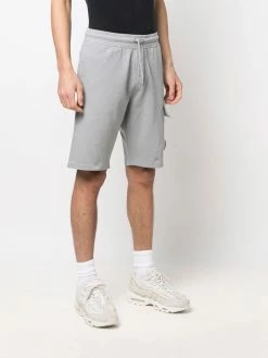 C.P. Company short à détail verre de lunette signature